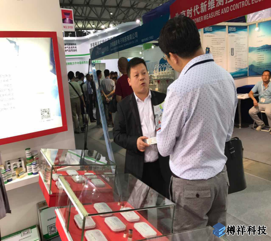 CATO工作人員以飽滿的熱情，為前來(lái)的客戶進(jìn)行詳細(xì)的講解